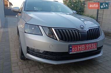 Універсал Skoda Octavia 2017 в Рівному