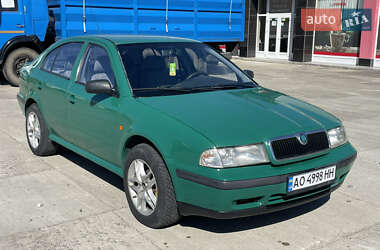 Ліфтбек Skoda Octavia 1999 в Солотвині