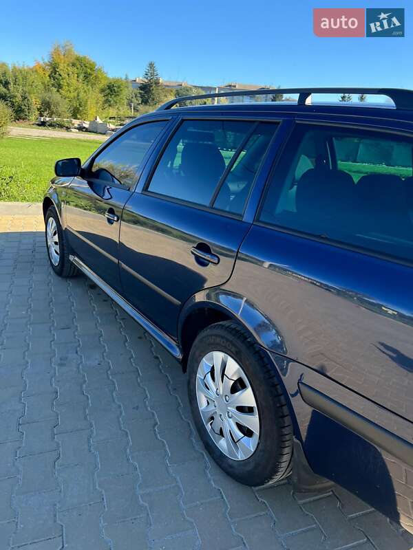 Универсал Skoda Octavia 2003 в 
