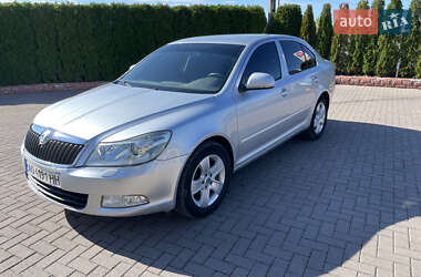 Ліфтбек Skoda Octavia 2010 в Виноградові