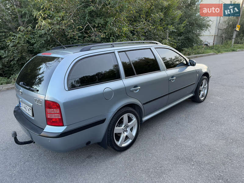 Універсал Skoda Octavia 2002 в Хмельницькому