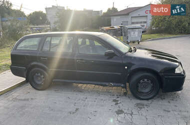 Универсал Skoda Octavia 2003 в 