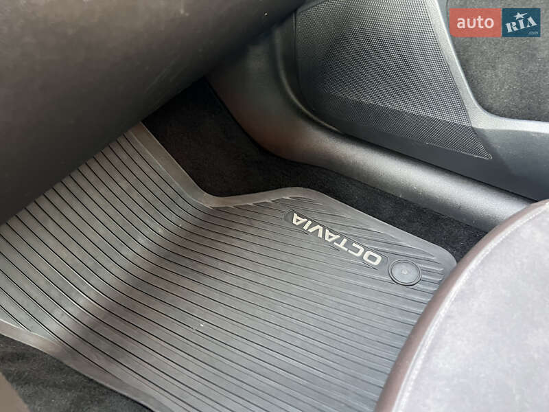 Універсал Skoda Octavia 2018 в Луцьку