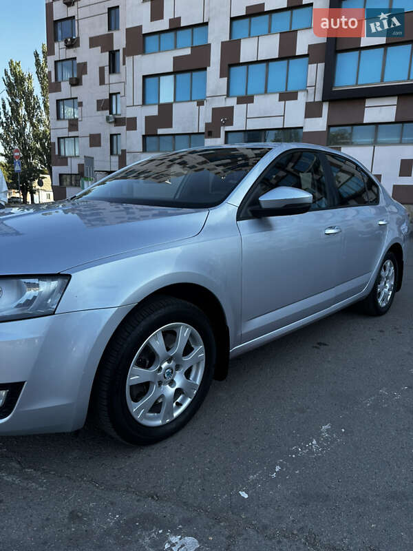 Лифтбек Skoda Octavia 2013 в Николаеве фото 5 Лифтбек Skoda Octavia 2013 в Николаеве