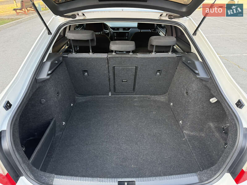 Лифтбек Skoda Octavia 2016 в Запорожье