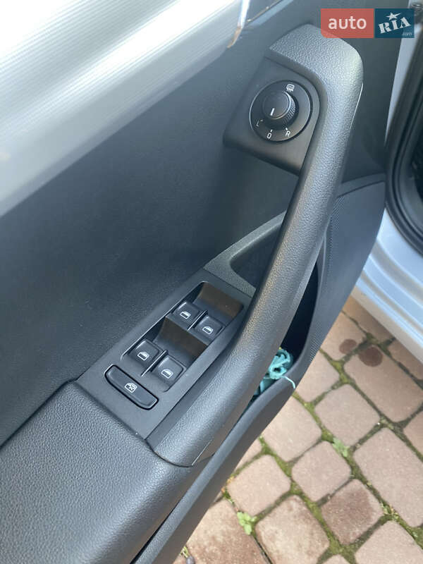 Универсал Skoda Octavia 2015 в Хусте фото 38 Универсал Skoda Octavia 2015 в Хусте