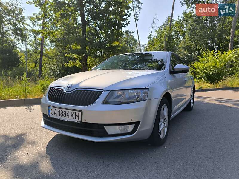 Лифтбек Skoda Octavia 2013 в Черкассах