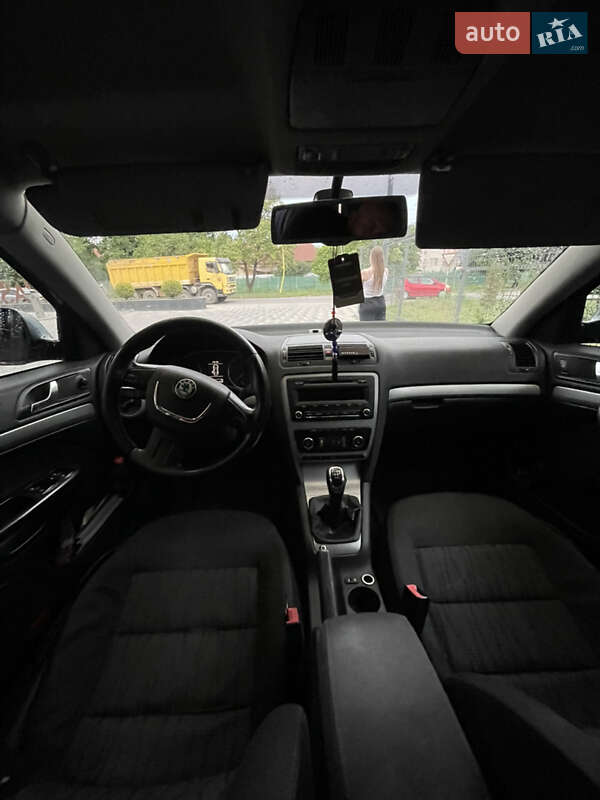 Универсал Skoda Octavia 2011 в Ужгороде
