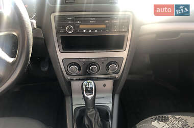 Лифтбек Skoda Octavia 2011 в 