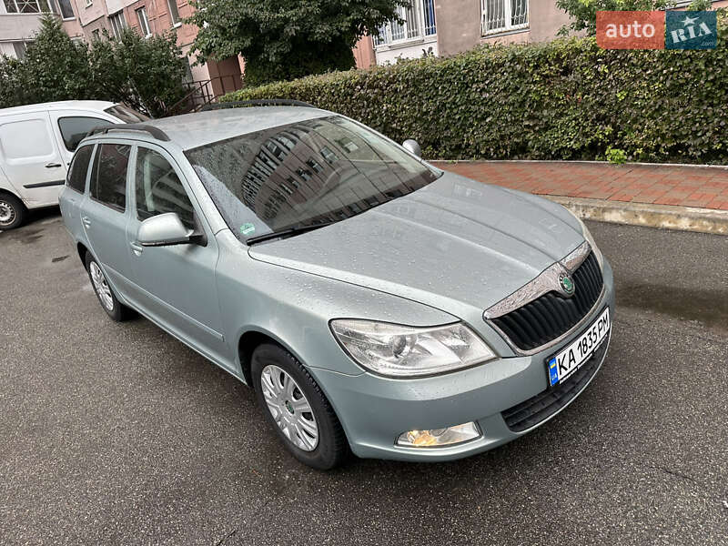 Универсал Skoda Octavia 2009 в Киеве