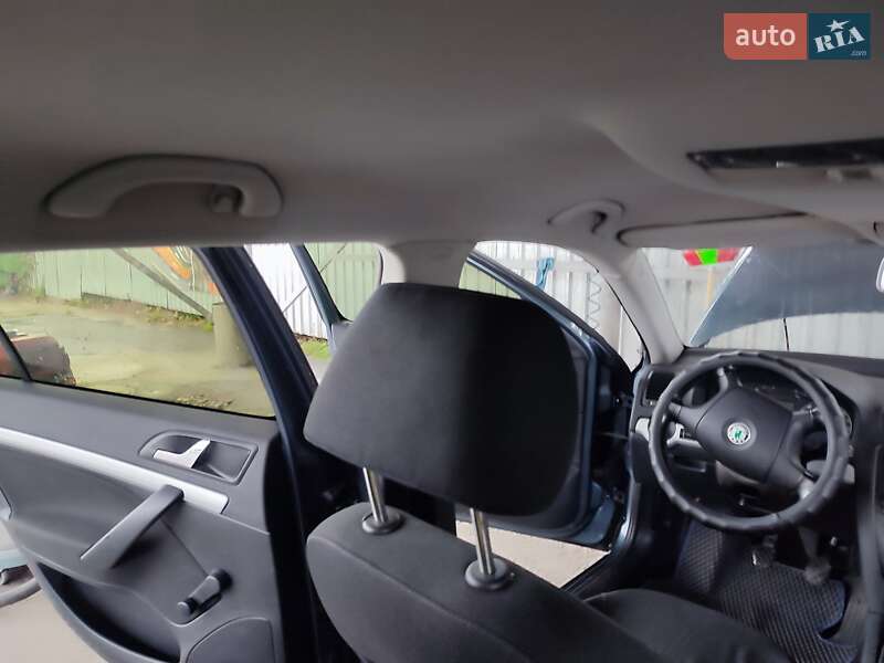 Универсал Skoda Octavia 2006 в Звягеле