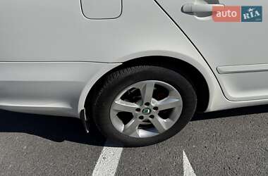 Лифтбек Skoda Octavia 2011 в 