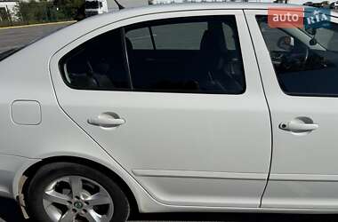 Лифтбек Skoda Octavia 2011 в 