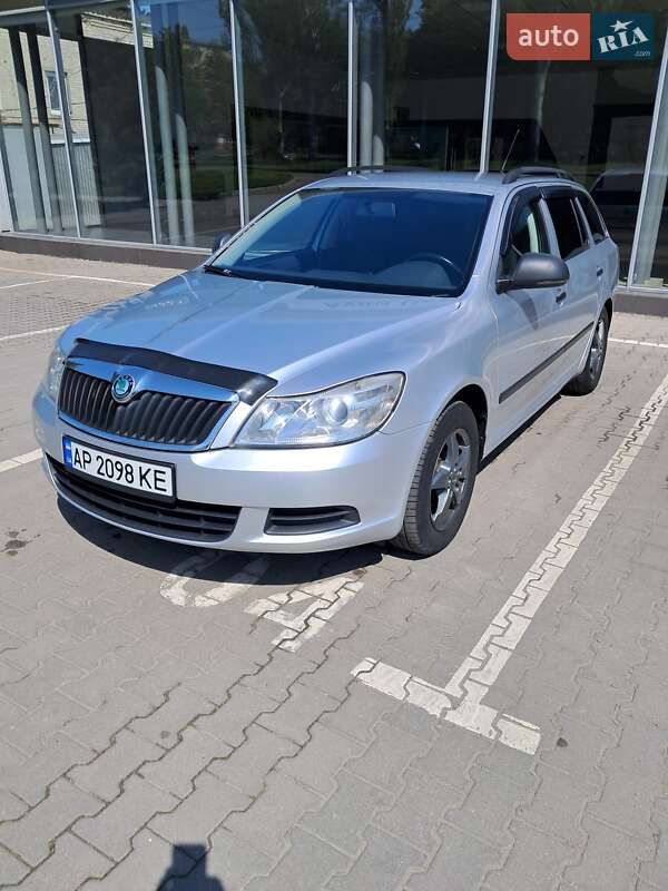 Универсал Skoda Octavia 2012 в Запорожье фото 2 Универсал Skoda Octavia 2012 в Запорожье