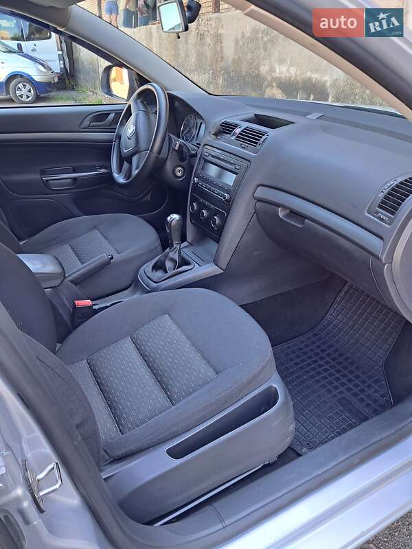 Универсал Skoda Octavia 2012 в Запорожье фото 8 Универсал Skoda Octavia 2012 в Запорожье