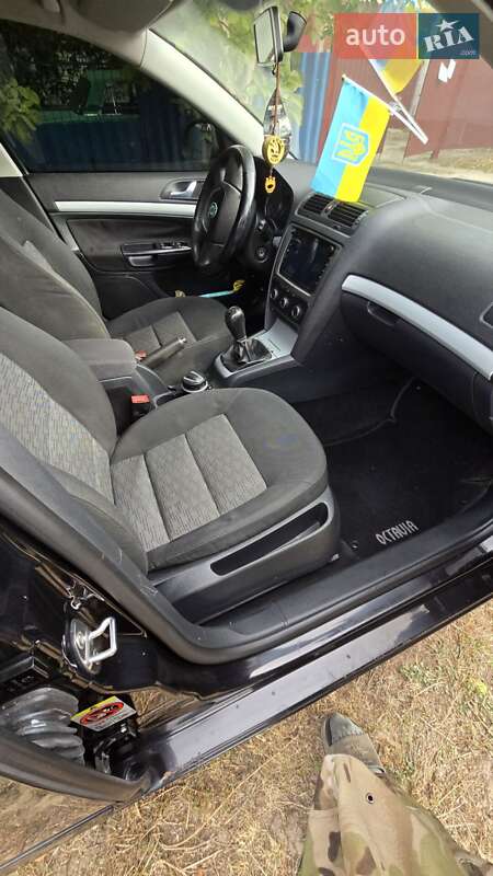 Ліфтбек Skoda Octavia 2009 в Чугуєві