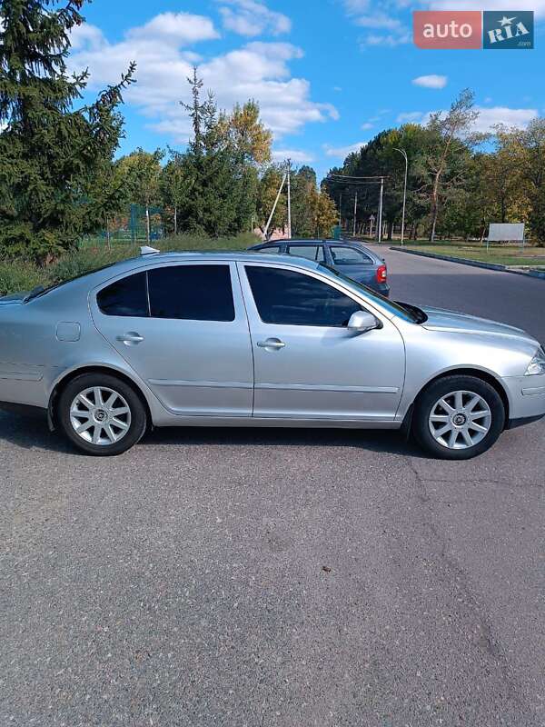 Лифтбек Skoda Octavia 2006 в Александрие