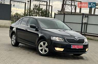 Лифтбек Skoda Octavia 2014 в 