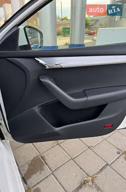 Универсал Skoda Octavia 2014 в 