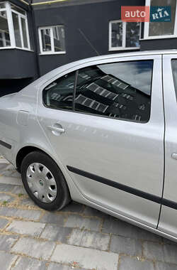 Лифтбек Skoda Octavia 2006 в 
