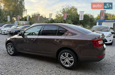 Лифтбек Skoda Octavia 2013 в 