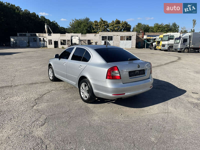 Лифтбек Skoda Octavia 2012 в Запорожье