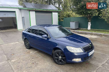 Лифтбек Skoda Octavia 2010 в 