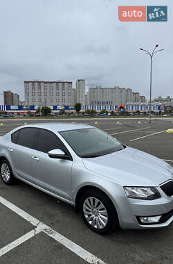Лифтбек Skoda Octavia 2015 в 
