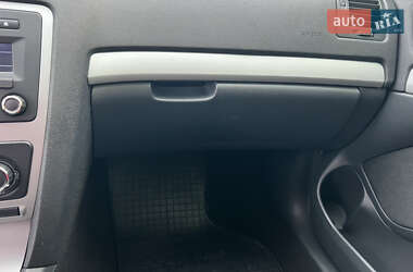 Лифтбек Skoda Octavia 2012 в 
