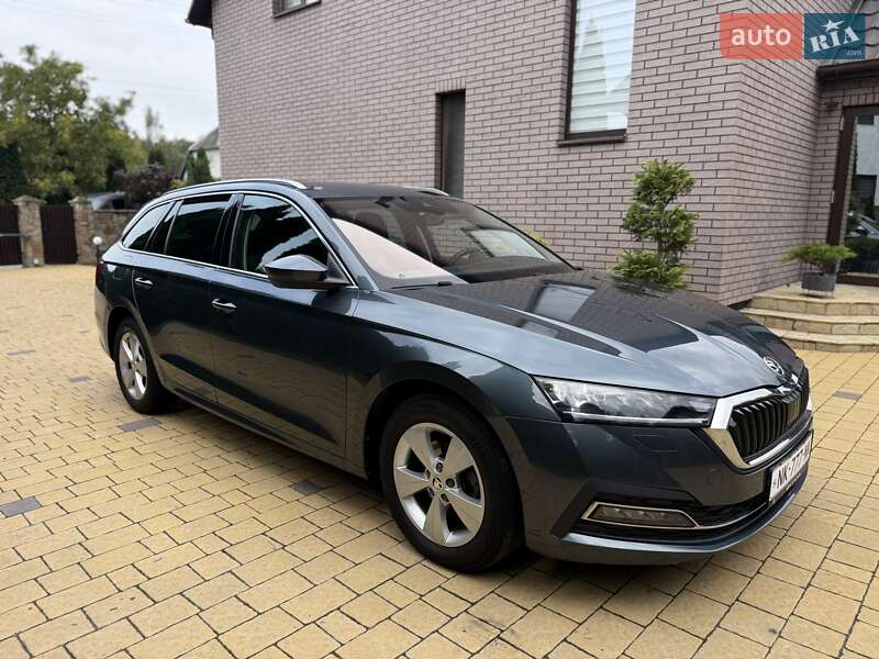 Универсал Skoda Octavia 2021 в Радивилове