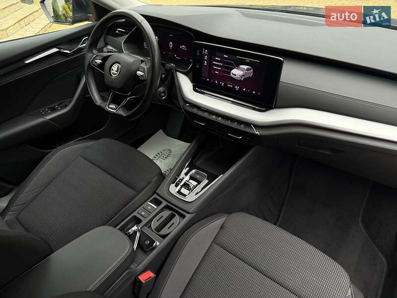 Универсал Skoda Octavia 2021 в Радивилове