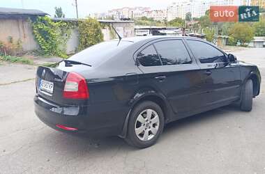 Лифтбек Skoda Octavia 2012 в 