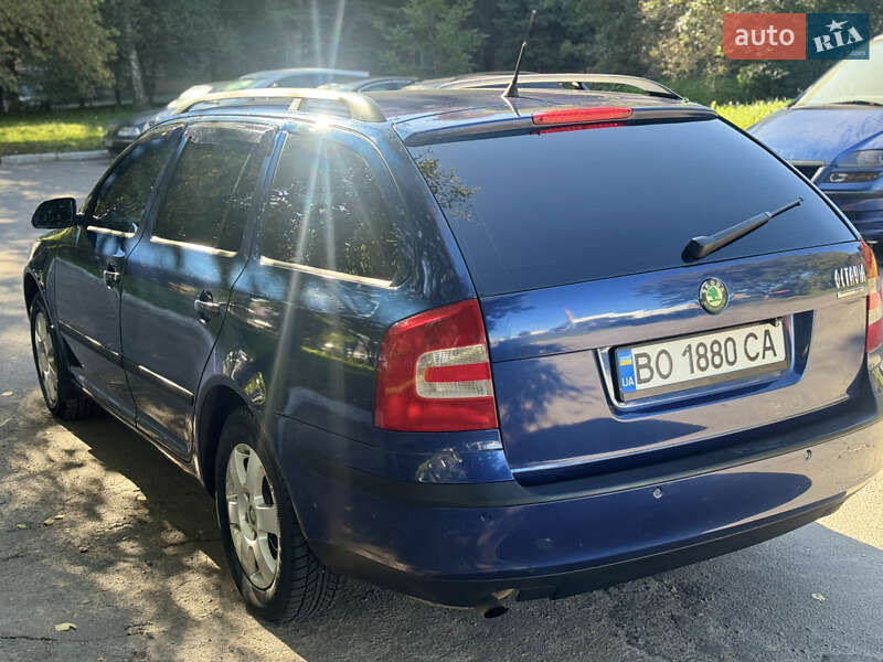 Универсал Skoda Octavia 2007 в Ровно