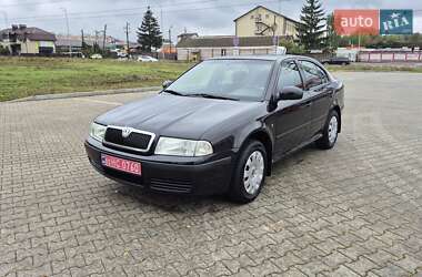 Ліфтбек Skoda Octavia 2010 в Вінниці