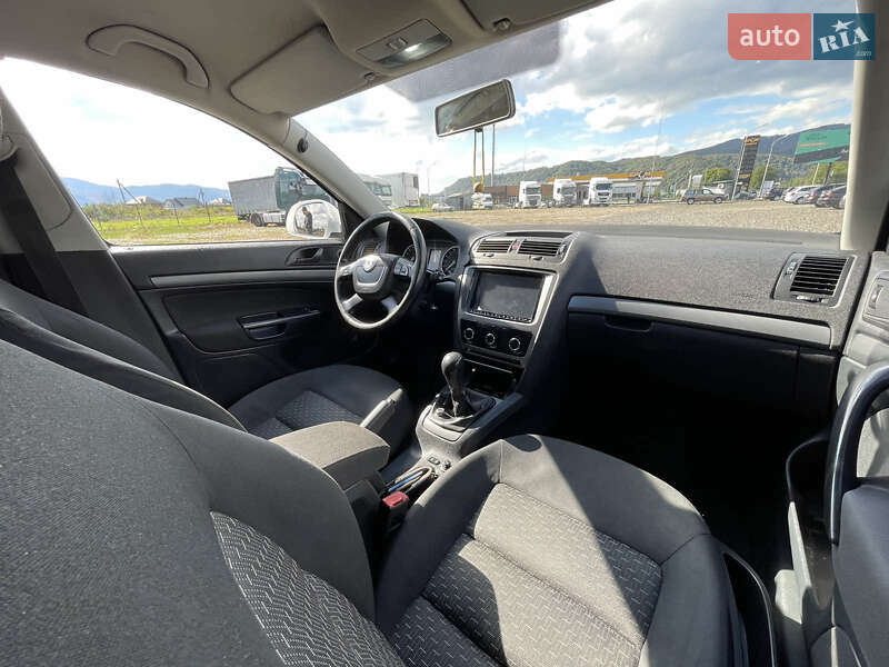 Универсал Skoda Octavia 2011 в Хусте