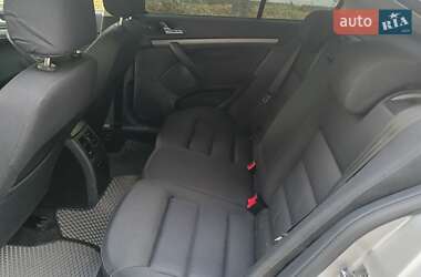 Лифтбек Skoda Octavia 2005 в 