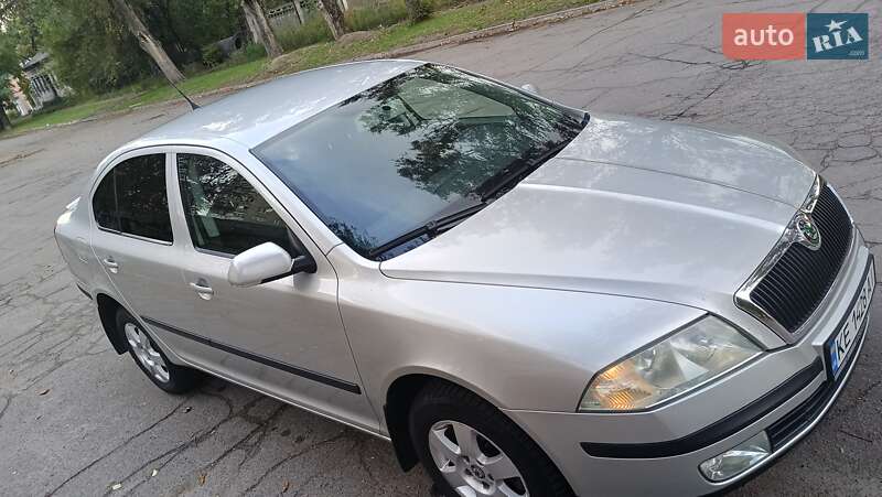 Лифтбек Skoda Octavia 2005 в Каменском