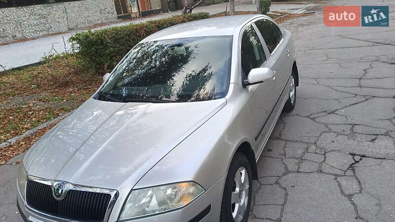 Лифтбек Skoda Octavia 2005 в Каменском