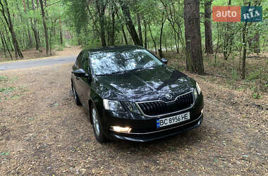 Лифтбек Skoda Octavia 2018 в Киеве