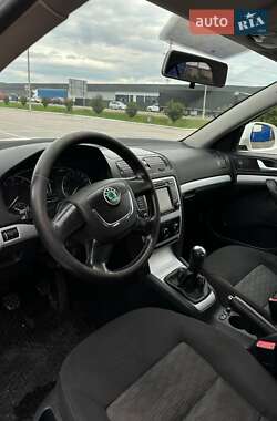 Универсал Skoda Octavia 2010 в 