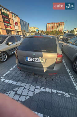 Универсал Skoda Octavia 2011 в 