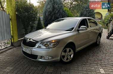 Лифтбек Skoda Octavia 2010 в 