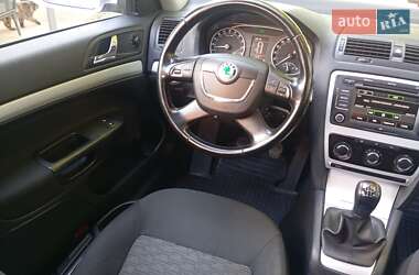 Лифтбек Skoda Octavia 2010 в 