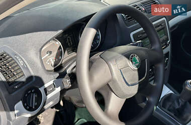 Универсал Skoda Octavia 2011 в 