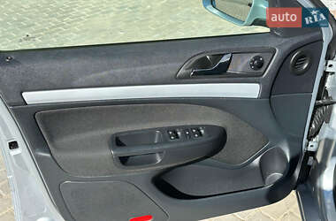 Универсал Skoda Octavia 2011 в 