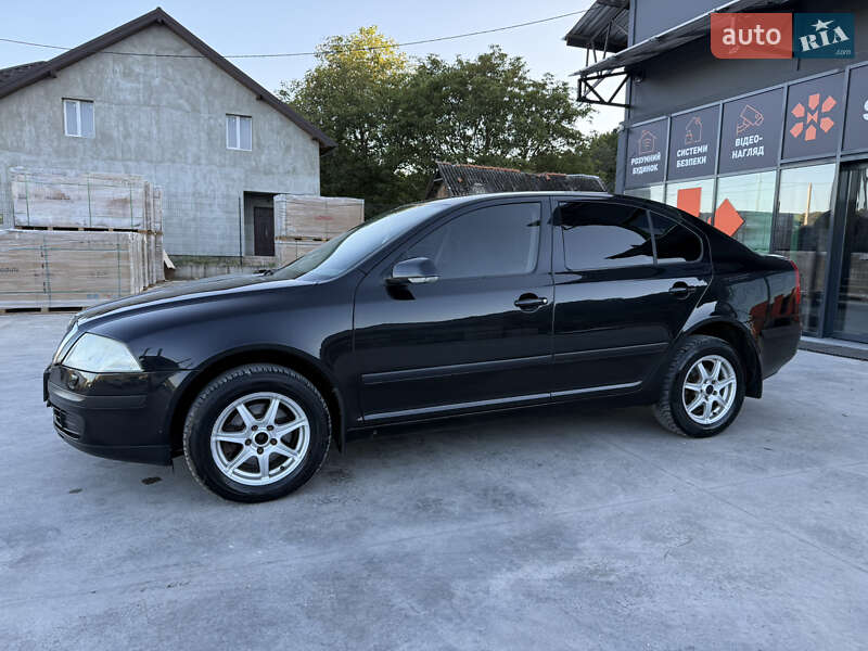 Лифтбек Skoda Octavia 2008 в Теребовле