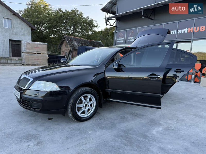 Лифтбек Skoda Octavia 2008 в Теребовле