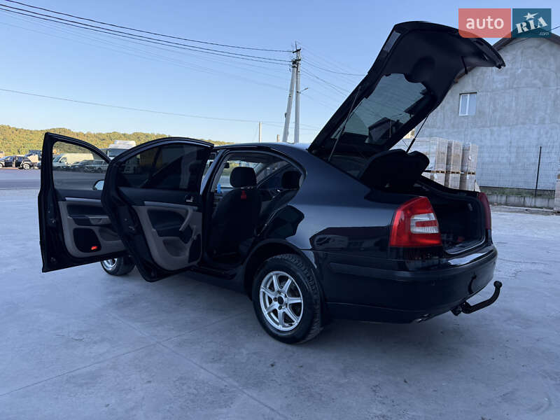 Лифтбек Skoda Octavia 2008 в Теребовле