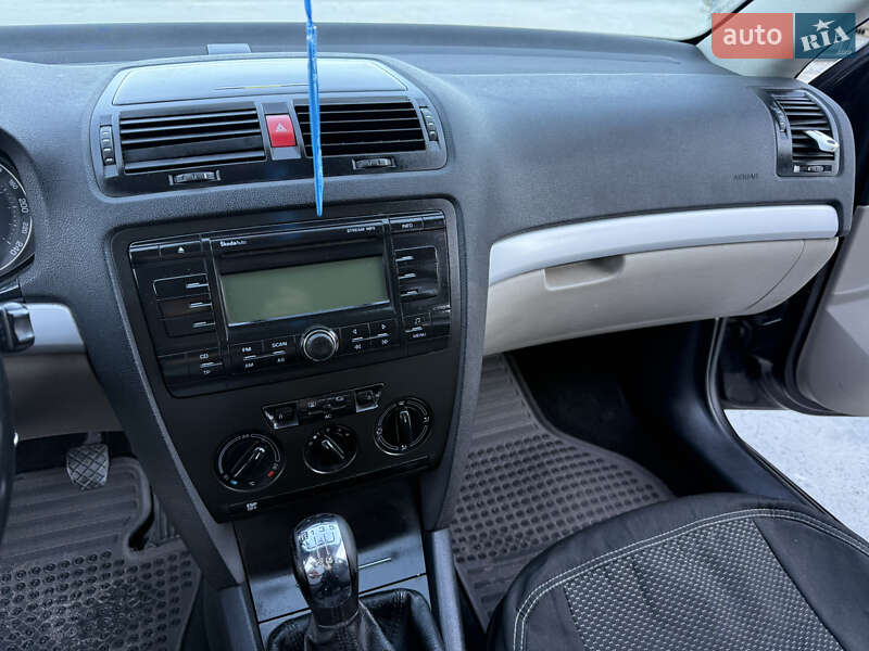 Лифтбек Skoda Octavia 2008 в Теребовле