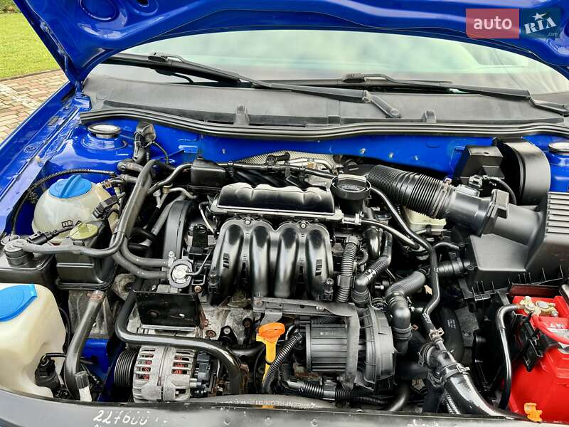 Лифтбек Skoda Octavia 2004 в Черновцах